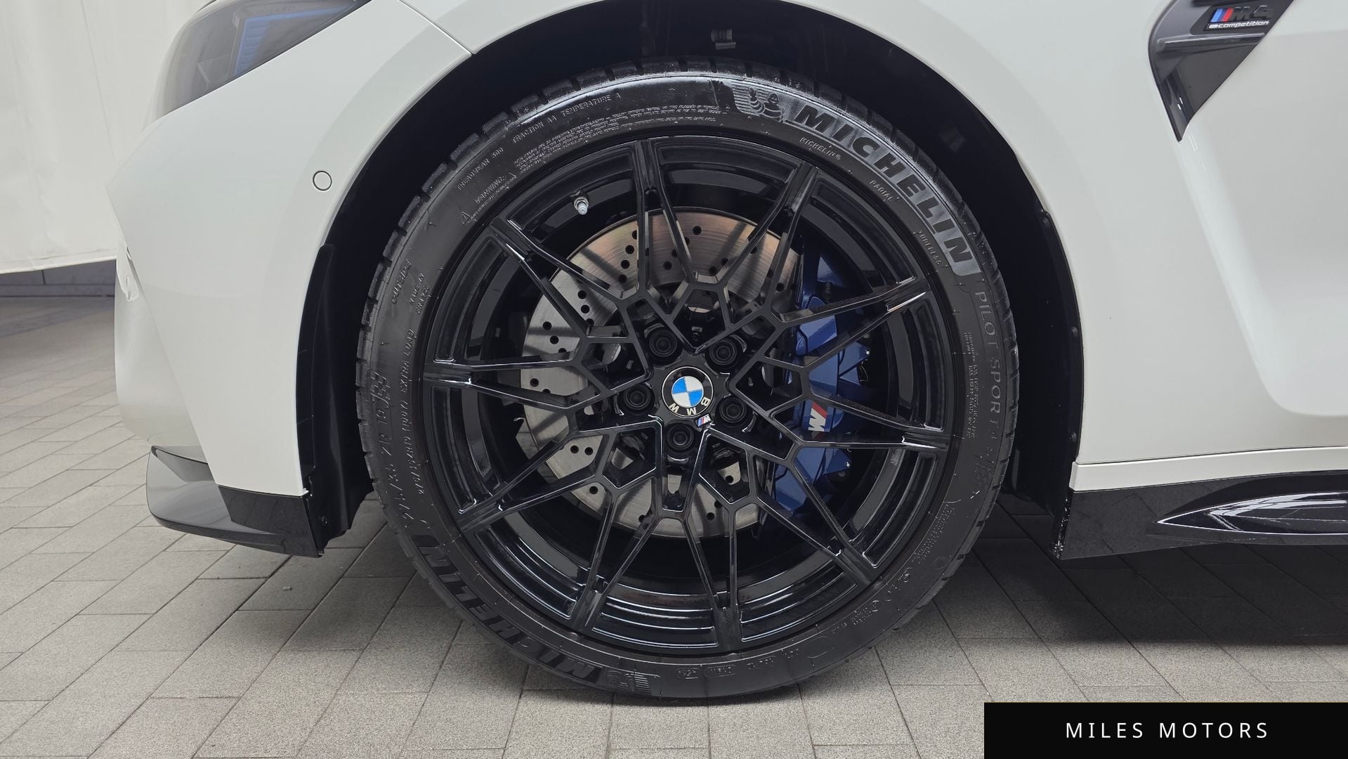 BMW M4 (G82) 2025 — миниатюра 5
