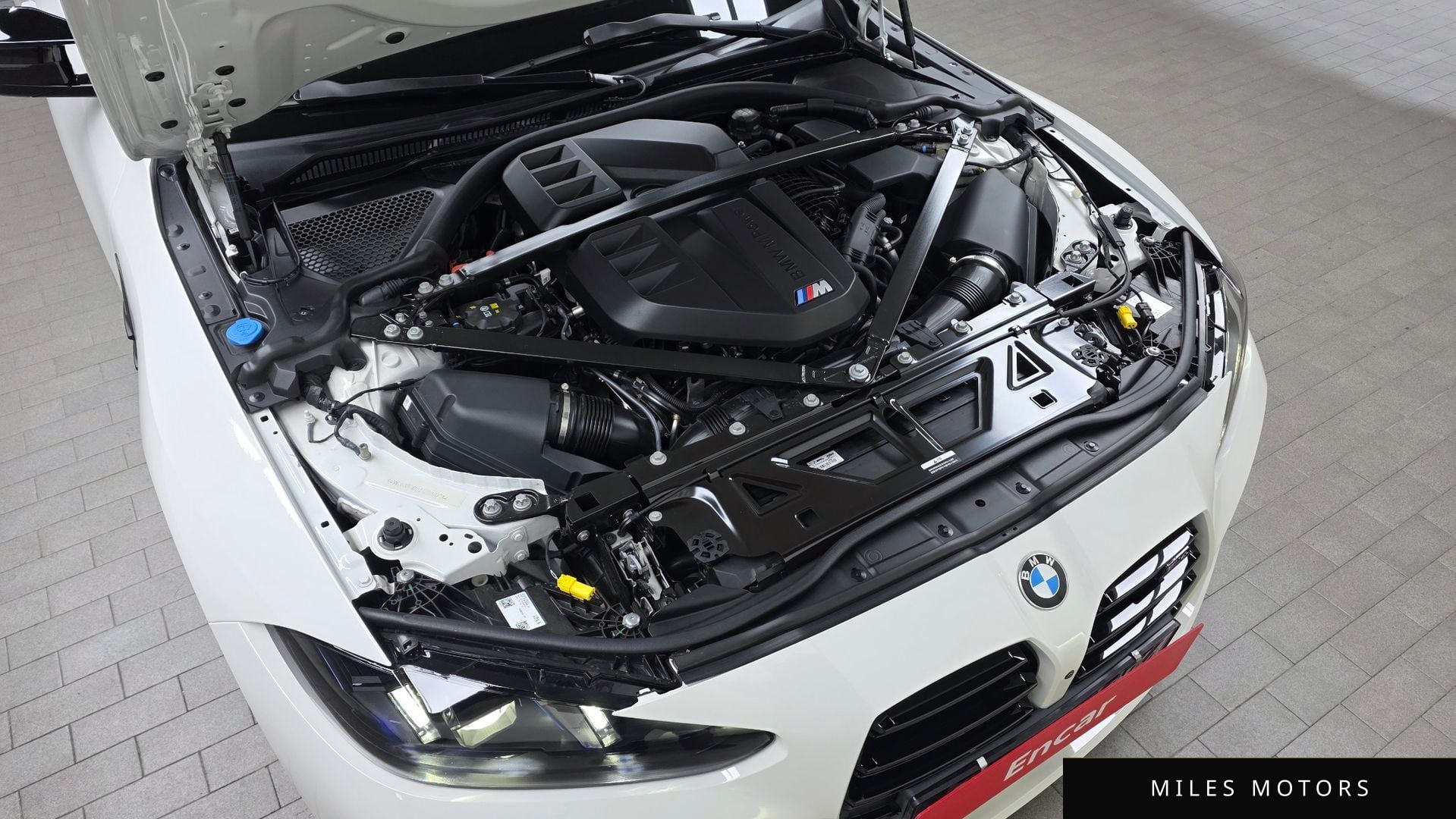 BMW M4 (G82) 2025 — миниатюра 6
