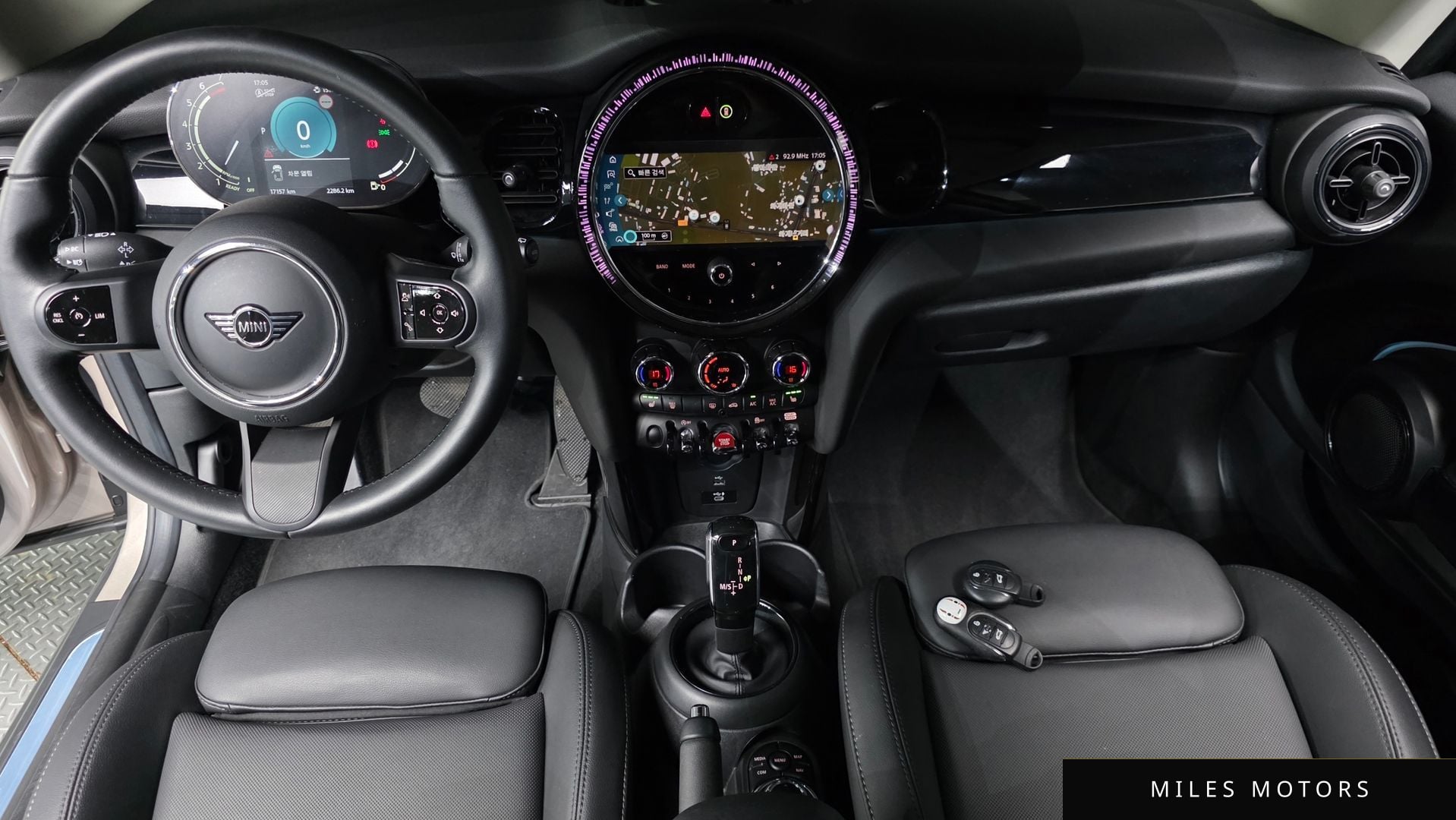 MINI Cooper 2022 — миниатюра 10
