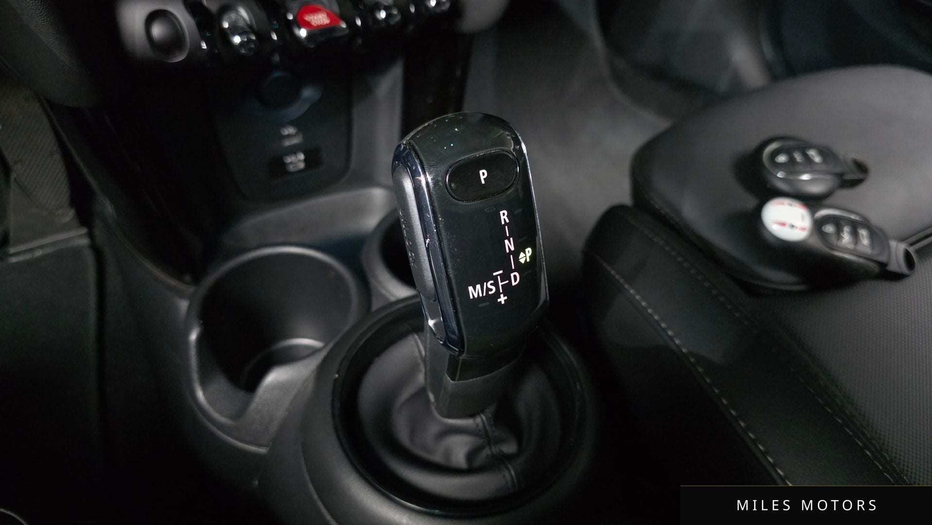 MINI Cooper 2022 — миниатюра 12