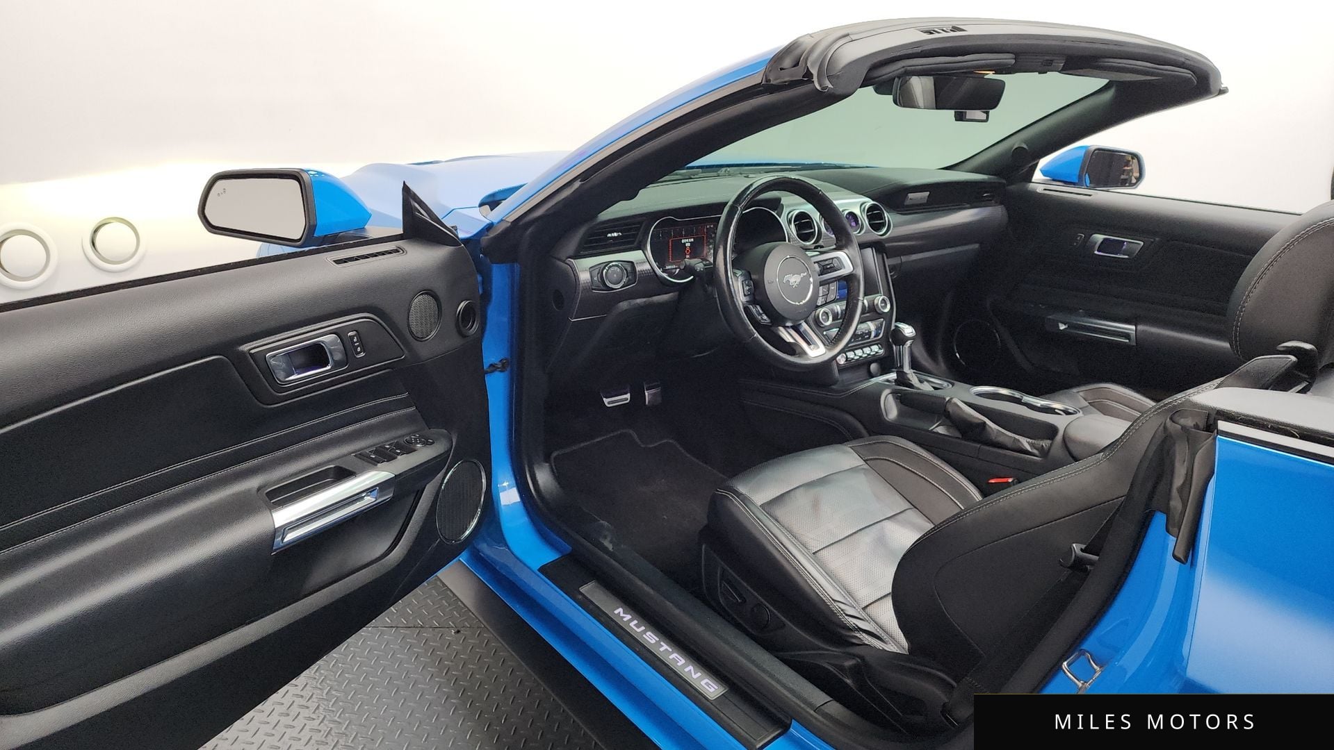 Ford Mustang 2022 — миниатюра 12
