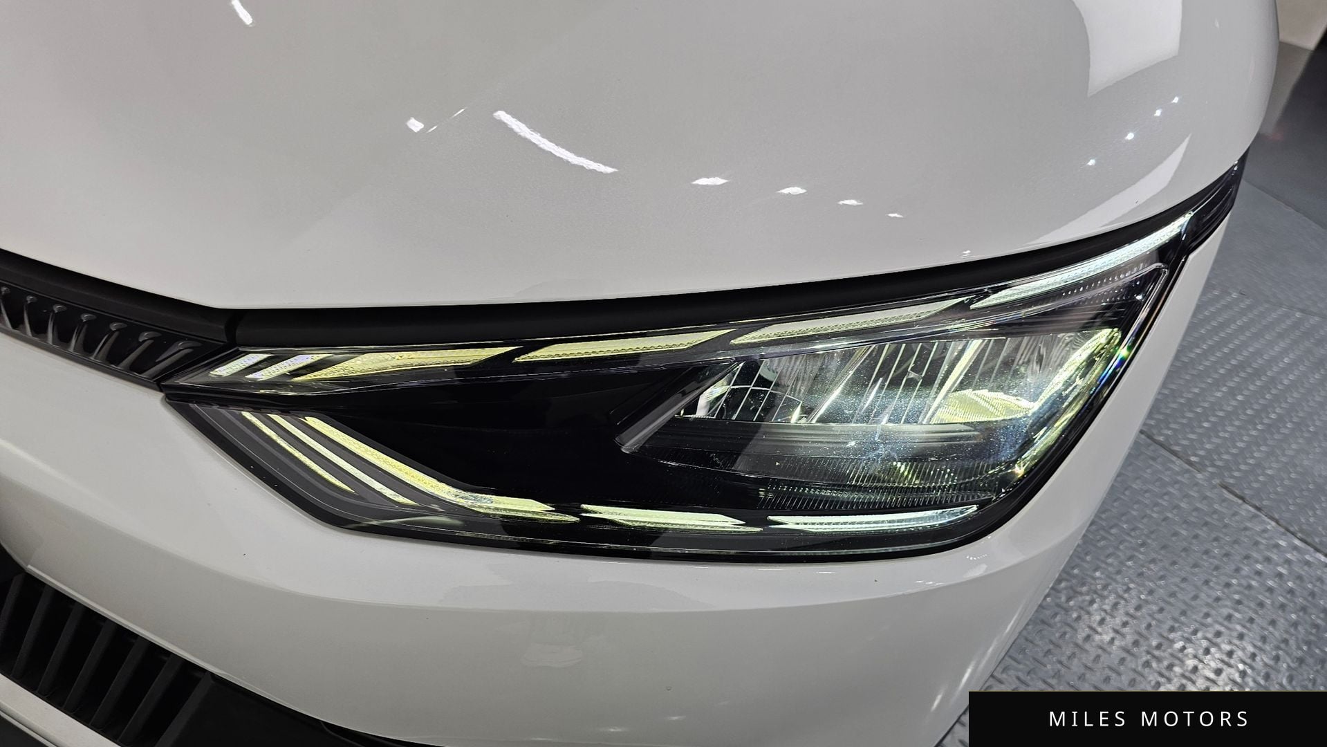 Kia EV6 2022 — миниатюра 8