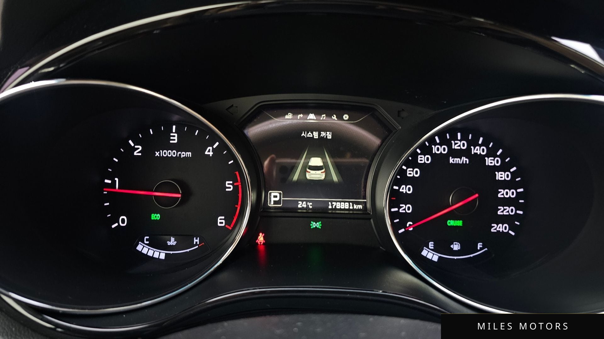Kia Canival 2016 — миниатюра 11