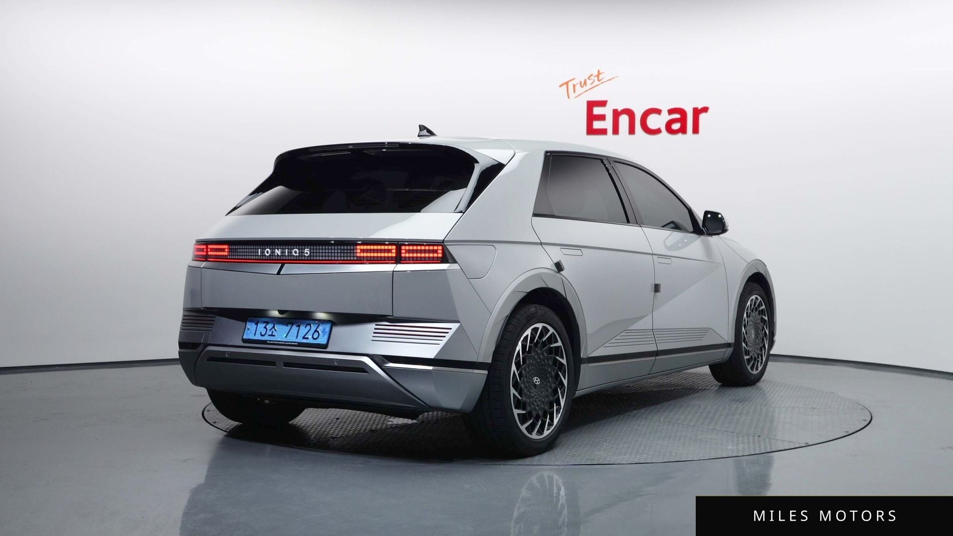 Hyundai Ioniq5 2022 — миниатюра 2