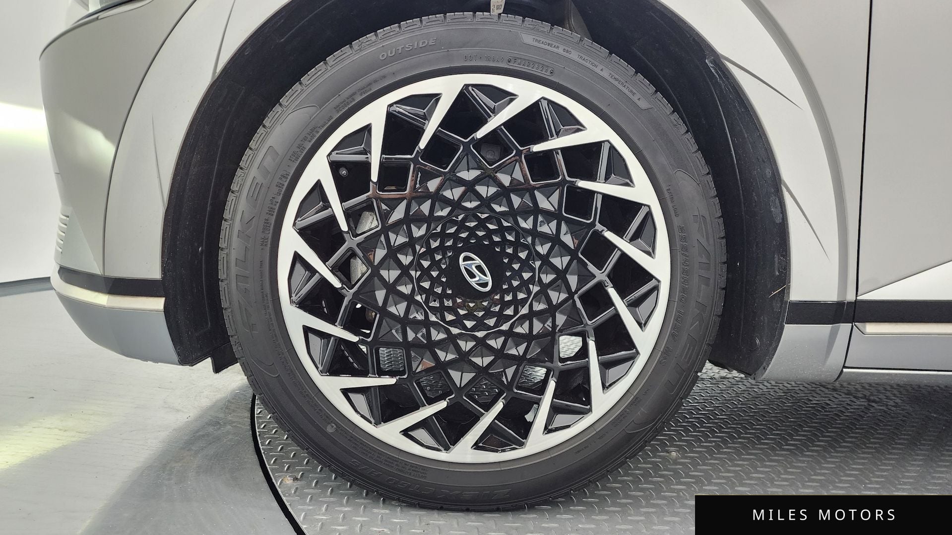 Hyundai Ioniq5 2022 — миниатюра 5