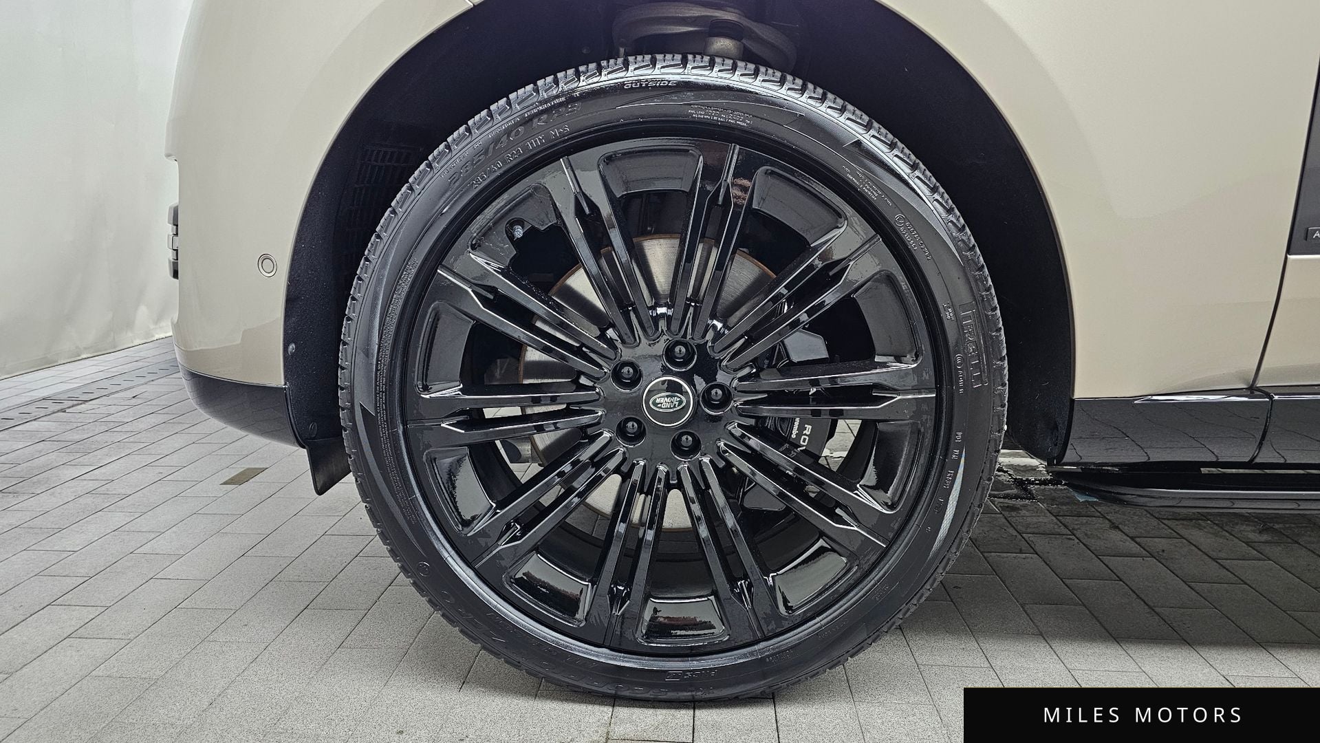 Land Rover Range Rover 2024 — миниатюра 5