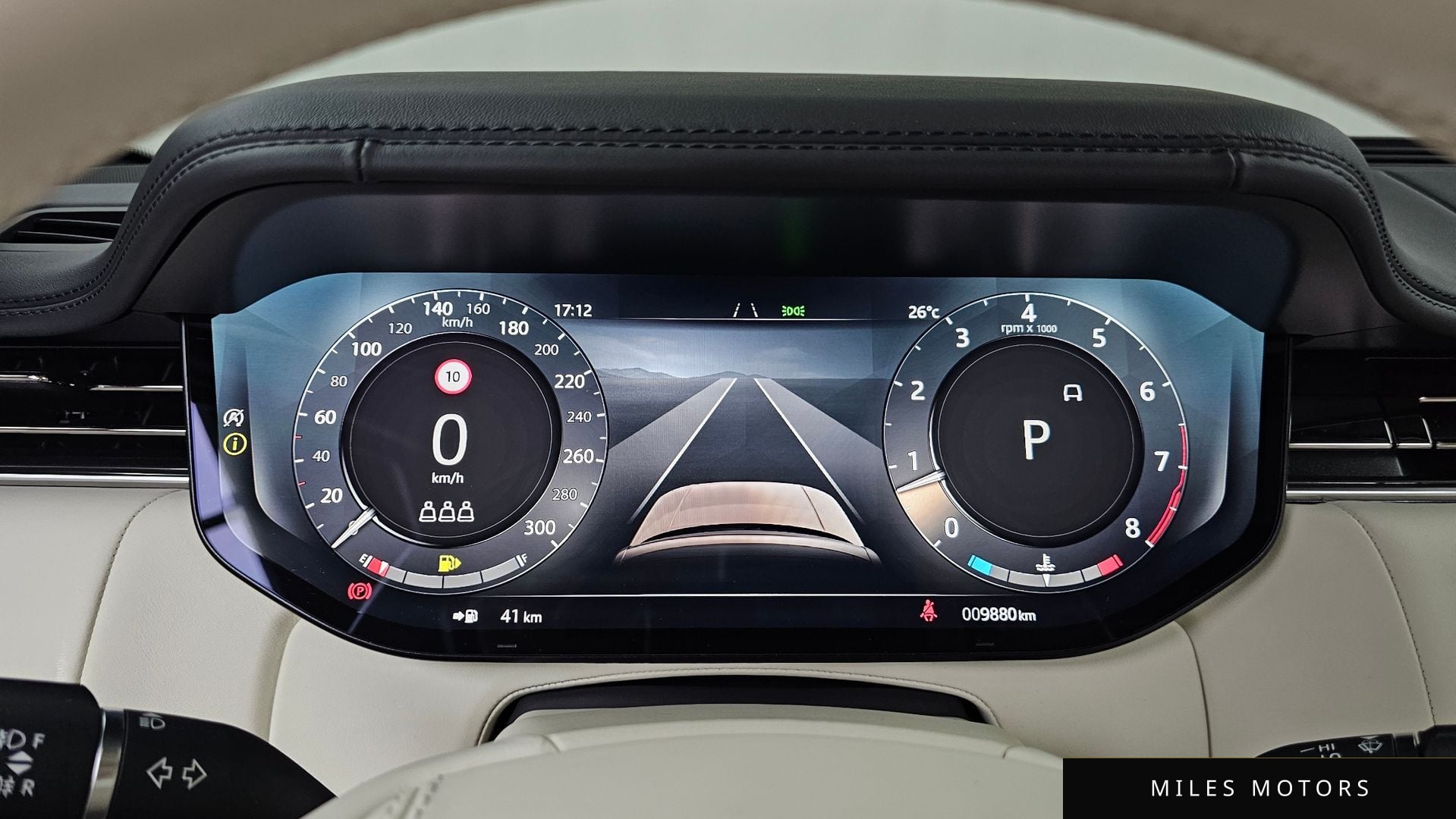 Land Rover Range Rover 2024 — миниатюра 11