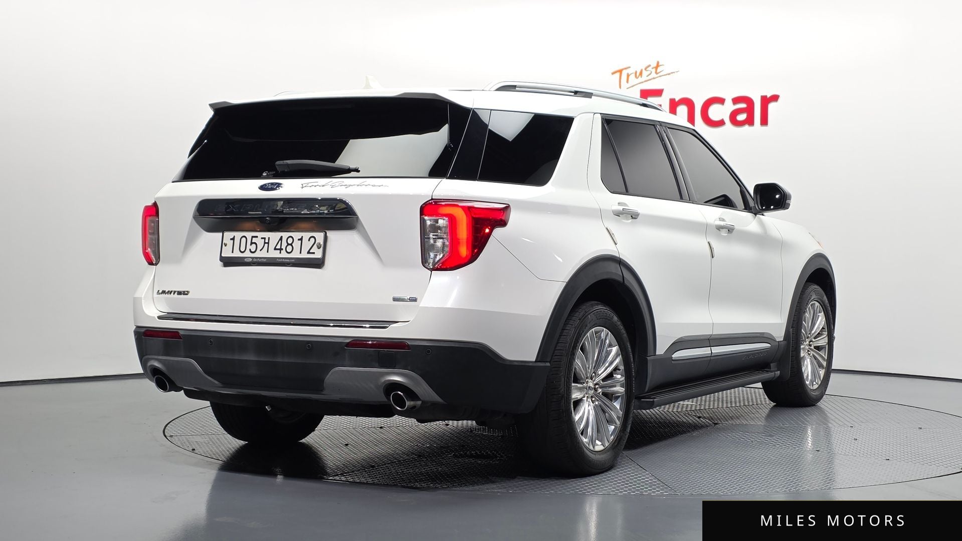 Ford Explorer 2020 — миниатюра 2
