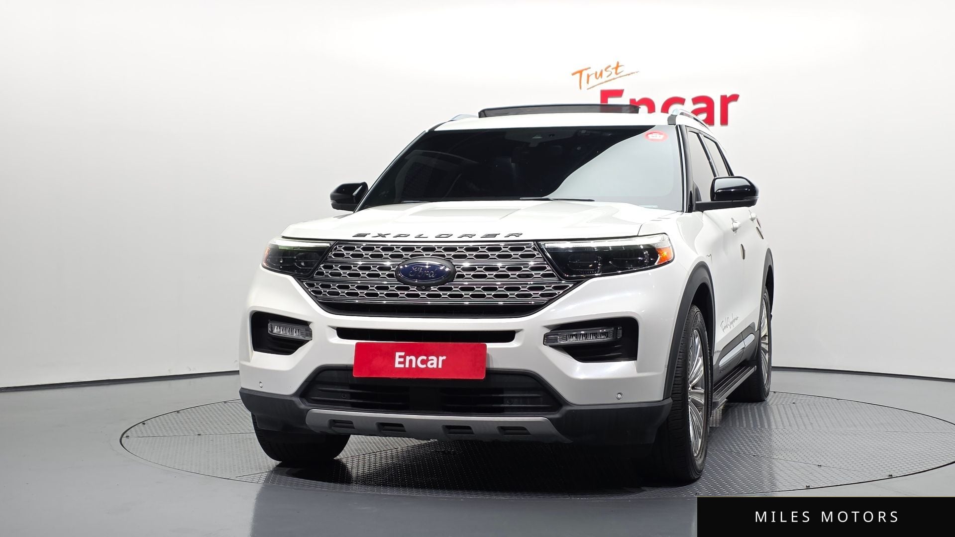 Ford Explorer 2020 — миниатюра 3