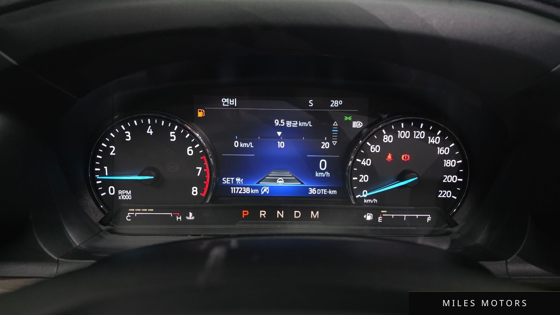Ford Explorer 2020 — миниатюра 8
