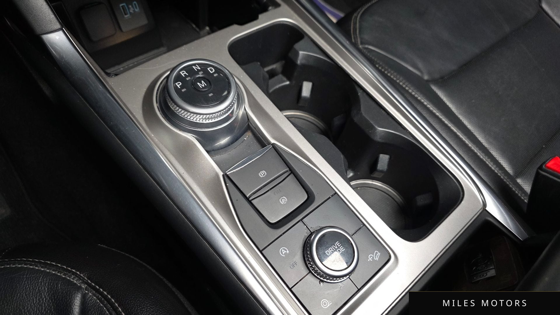 Ford Explorer 2020 — миниатюра 9