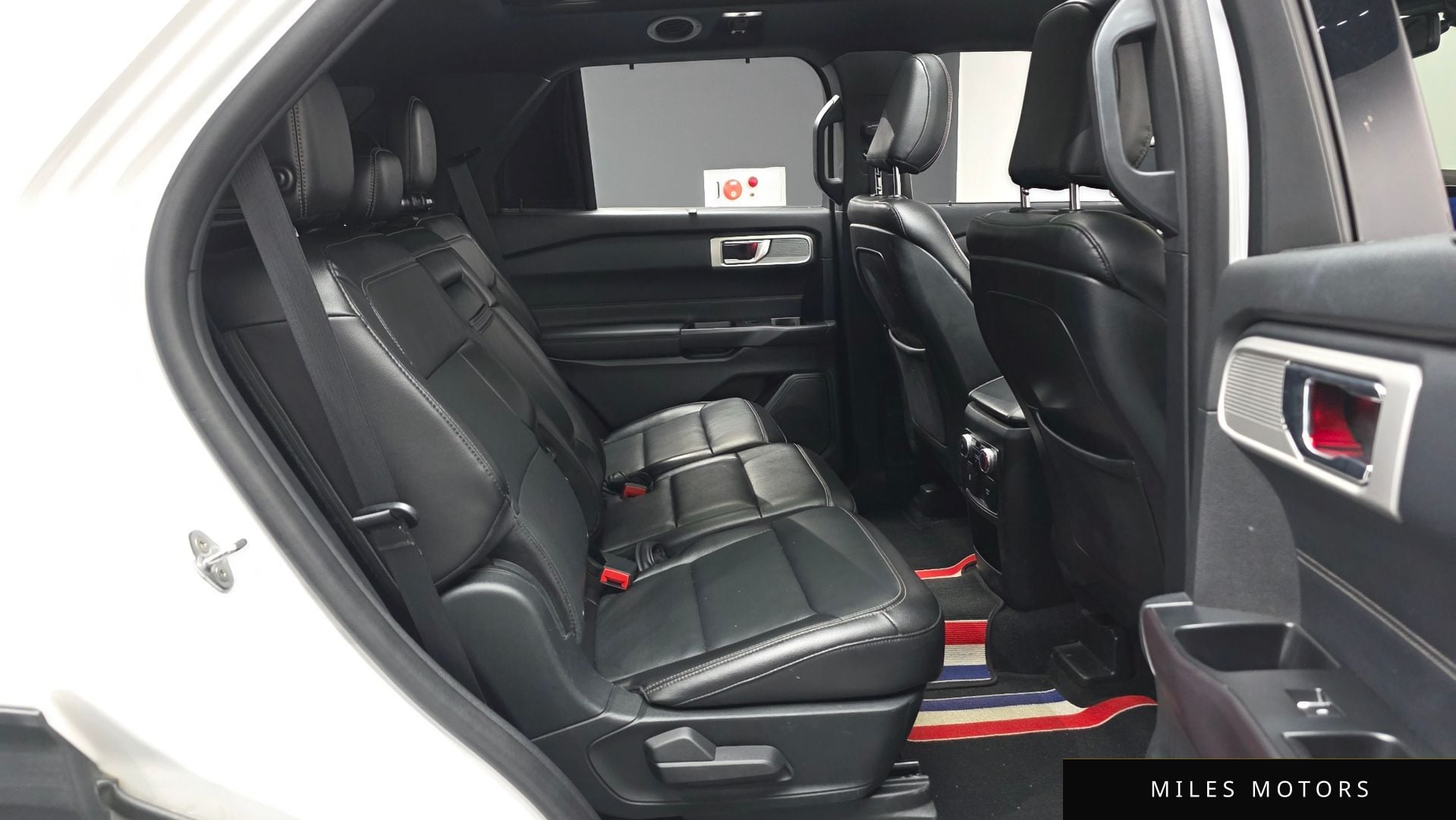 Ford Explorer 2020 — миниатюра 12