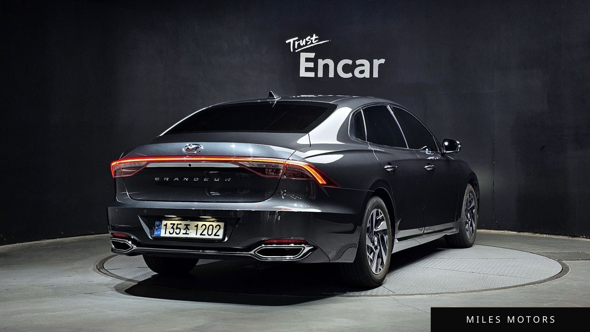 Hyundai Grandeur 2022 — миниатюра 2