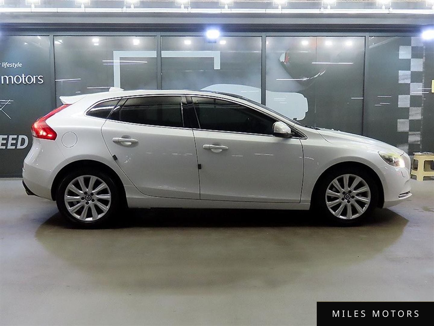 Volvo V40 2016 — миниатюра 3