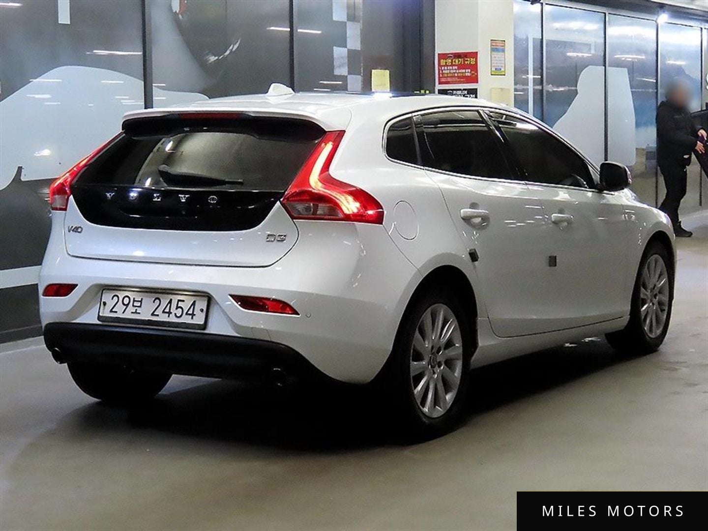 Volvo V40 2016 — миниатюра 4