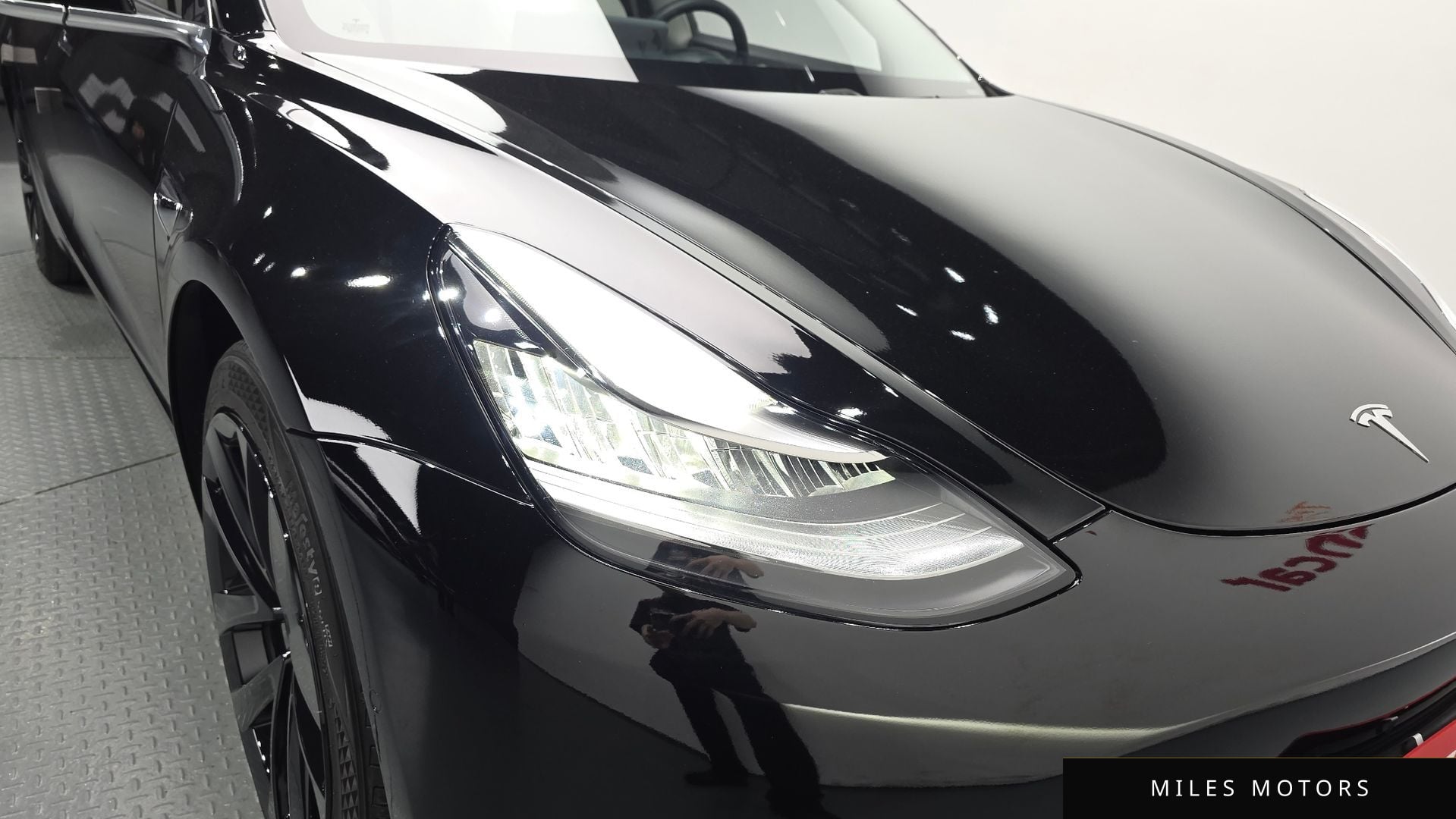 Tesla Model 3 2020 — миниатюра 8