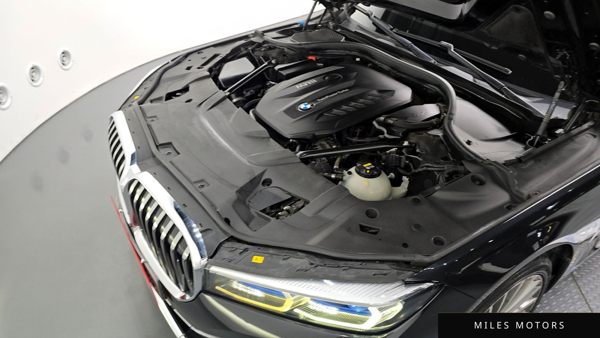 BMW 7 Series (G11) 2020 — миниатюра 5