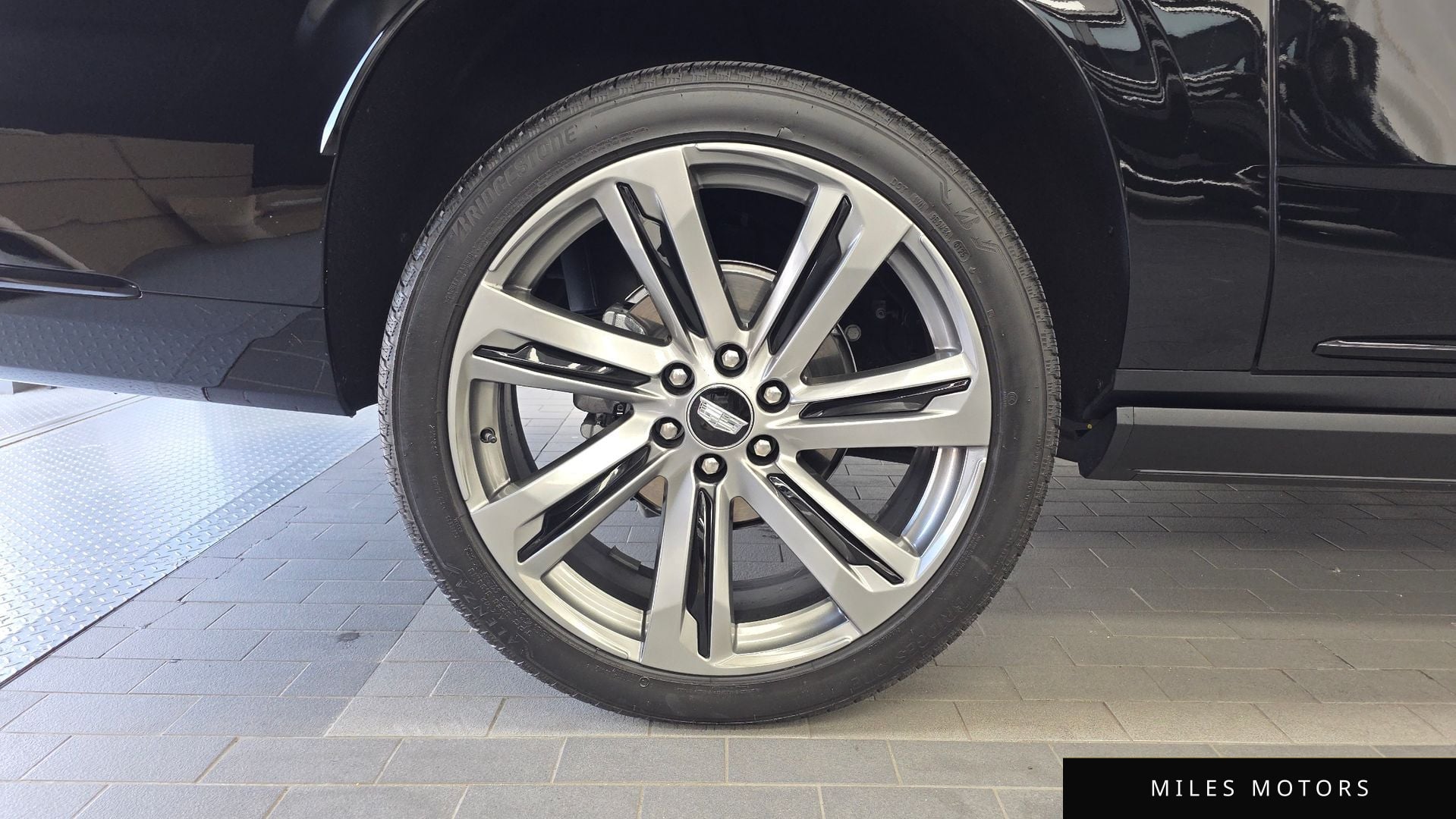 Cadillac Escalade 2025 — миниатюра 5