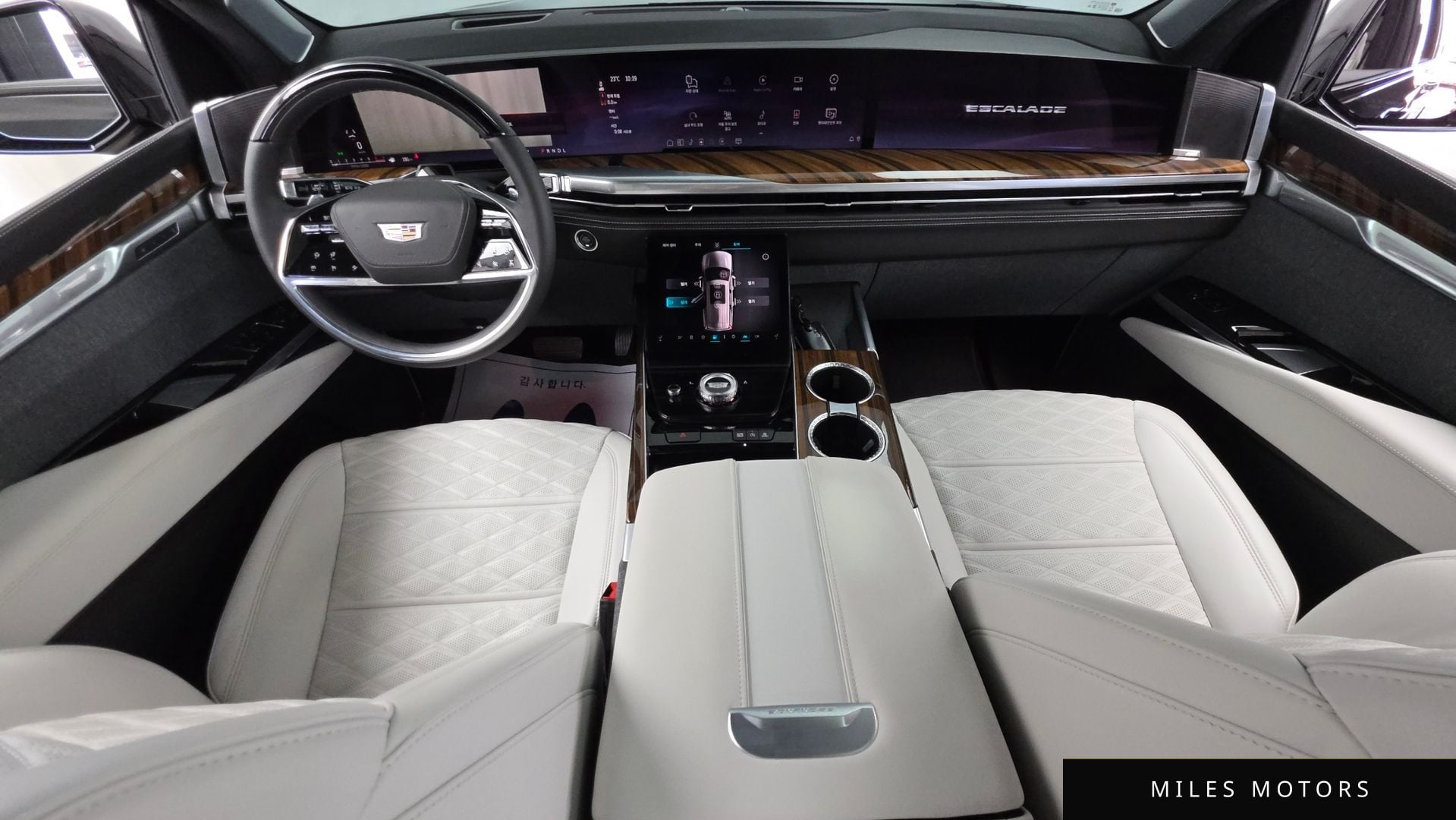 Cadillac Escalade 2025 — миниатюра 7
