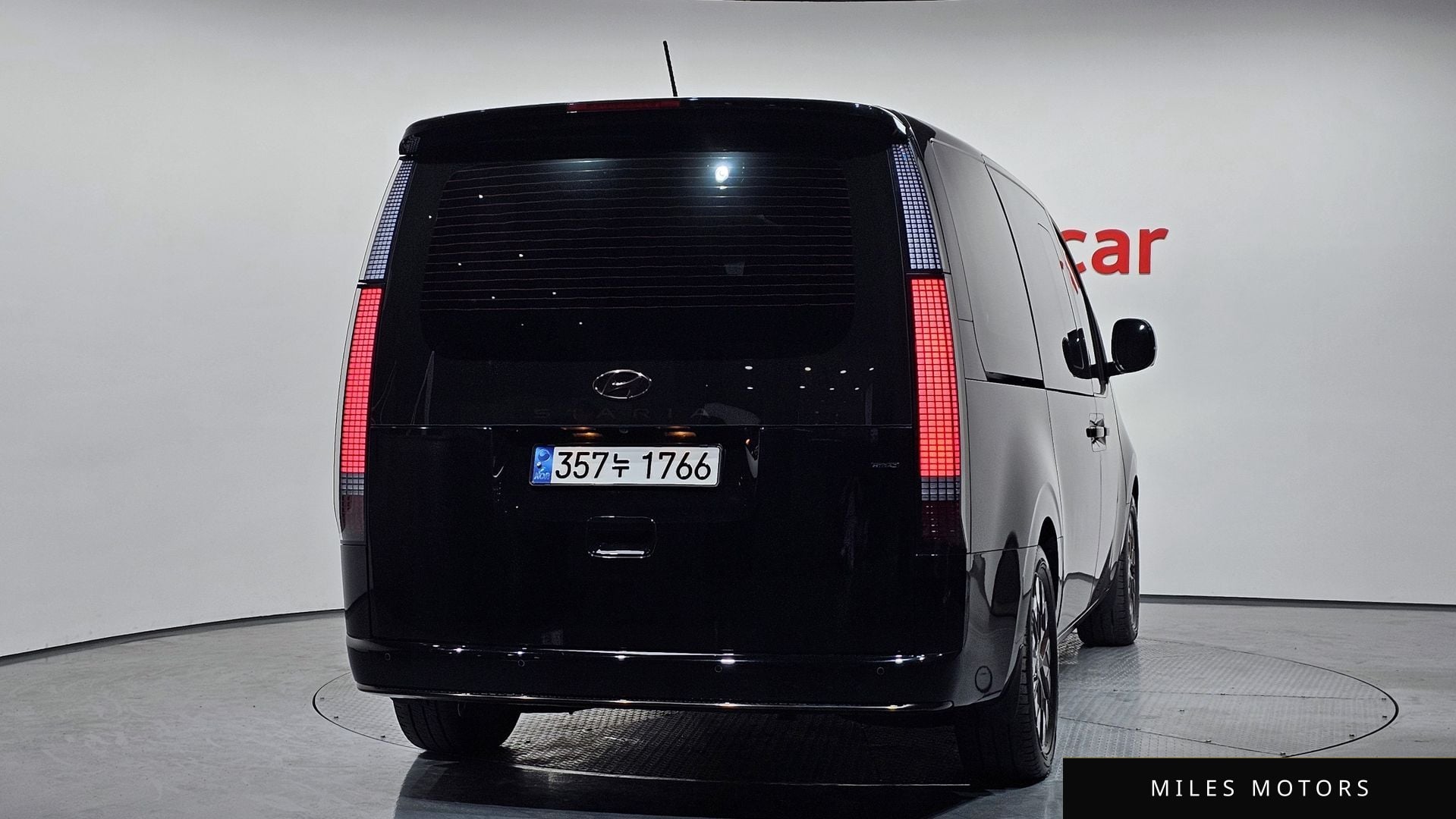 Hyundai Staria 2022 — миниатюра 3