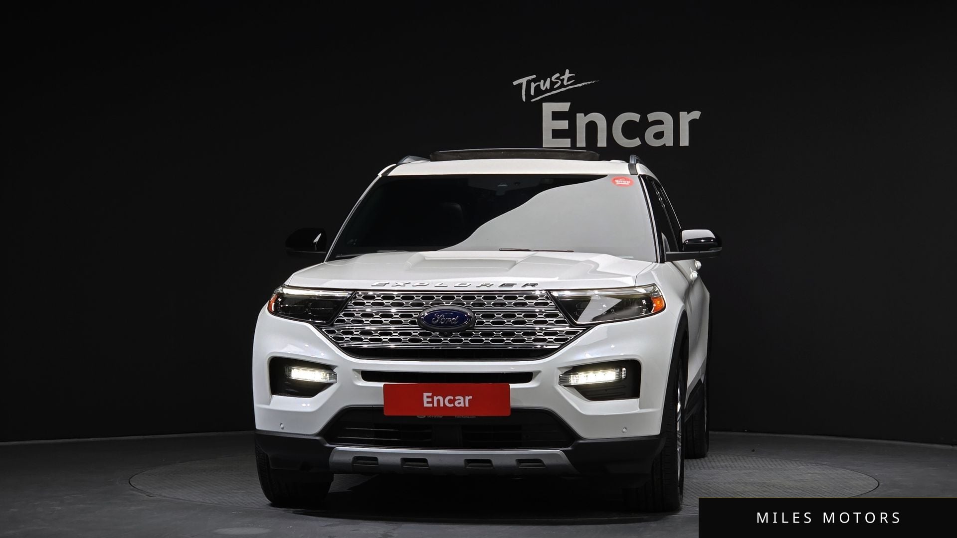 Ford Explorer 2020 — миниатюра 3