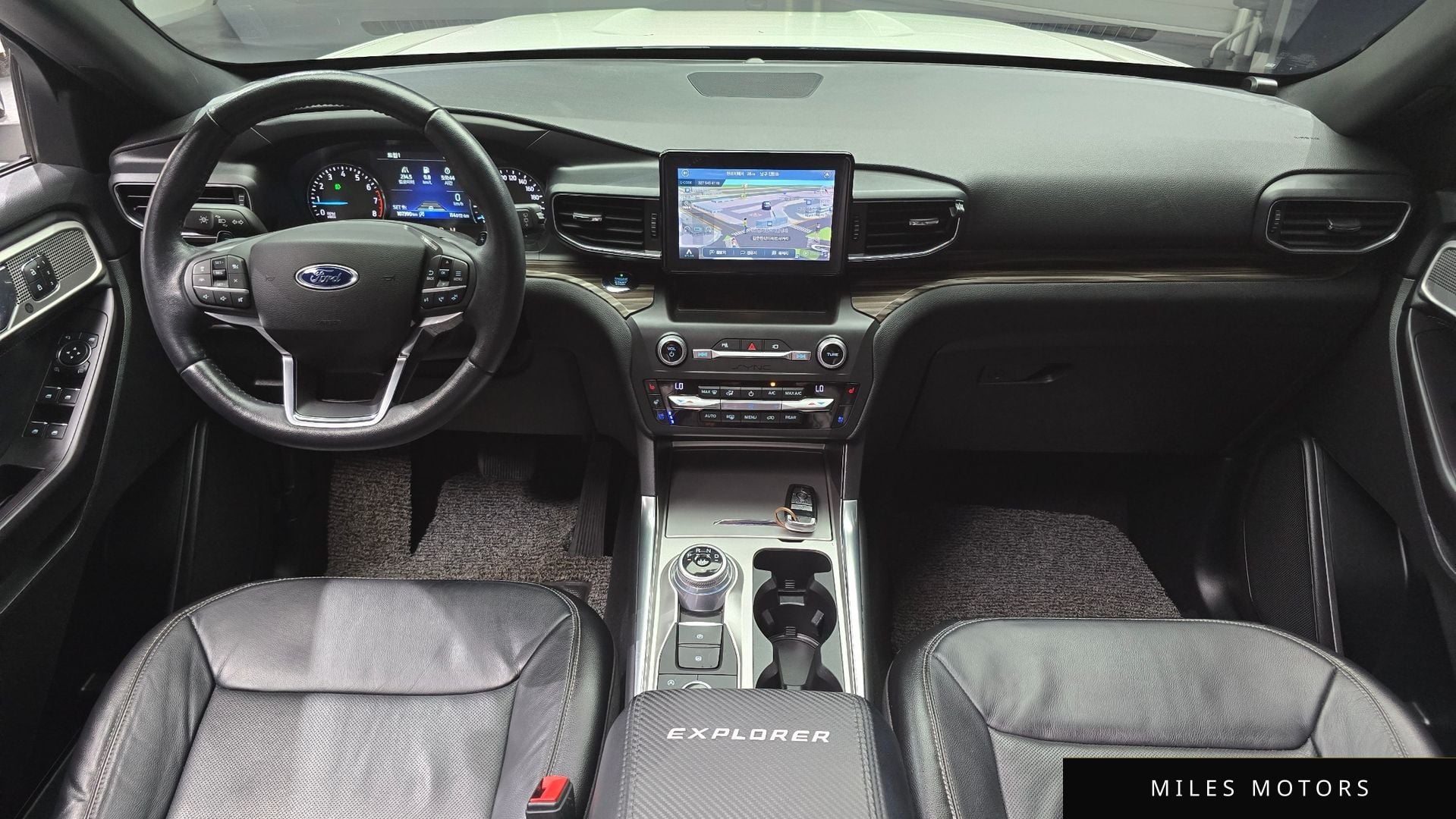 Ford Explorer 2020 — миниатюра 10