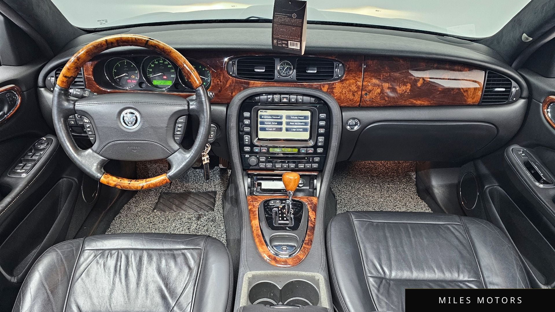 Jaguar New XJ 2008 — миниатюра 10