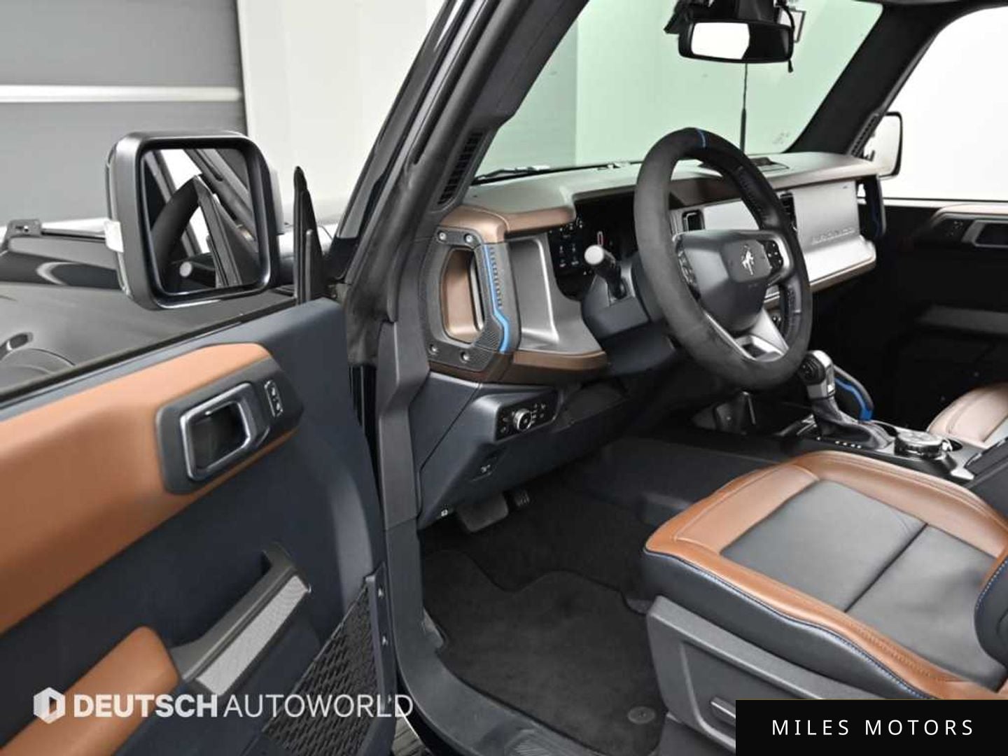Ford Bronco 2023 — миниатюра 11