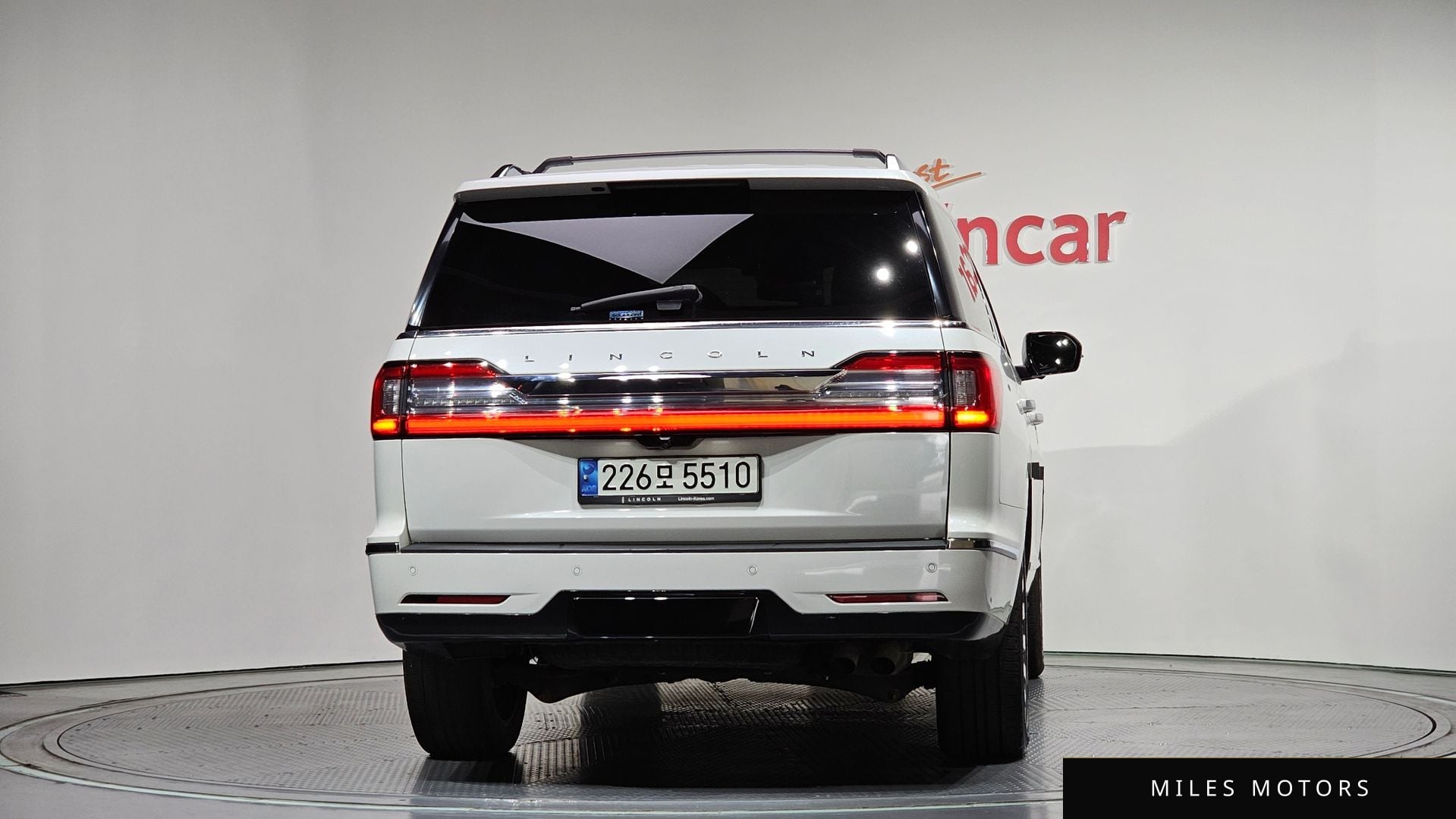 Lincoln Navigator 2021 — миниатюра 4
