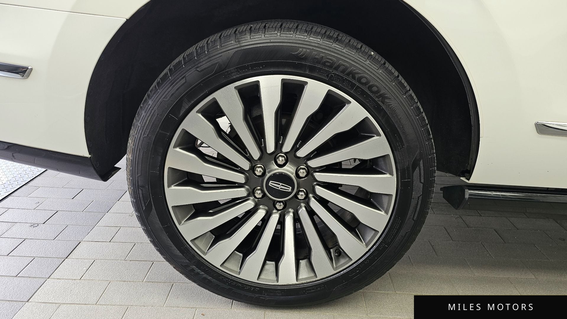 Lincoln Navigator 2021 — миниатюра 5