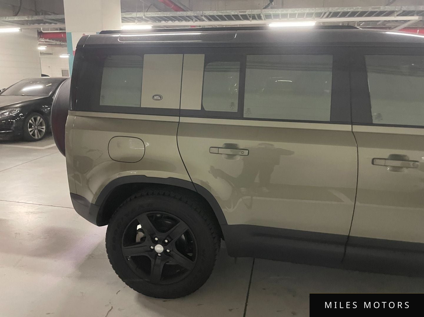 Land Rover Defender 2023 — миниатюра 4
