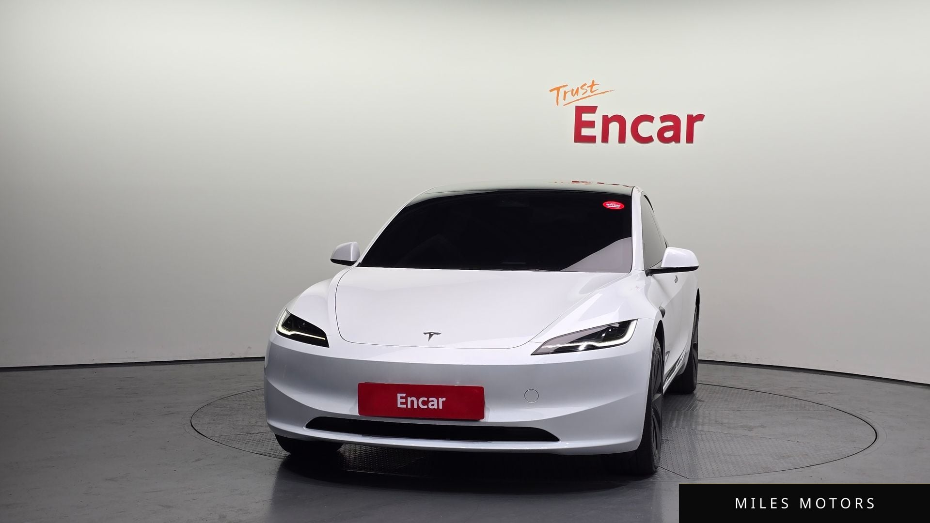 Tesla Model 3 2024 — миниатюра 3