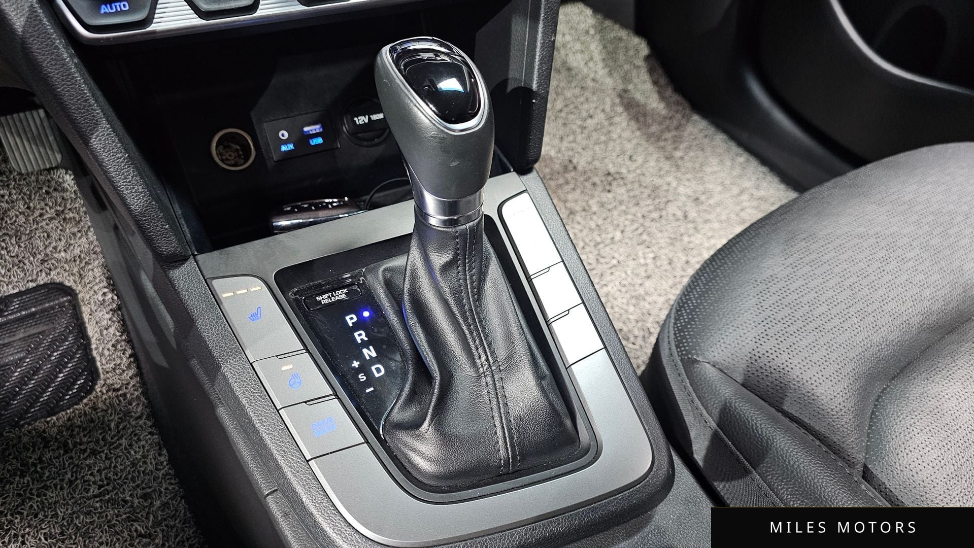 Hyundai AVANTE 2020 — миниатюра 12