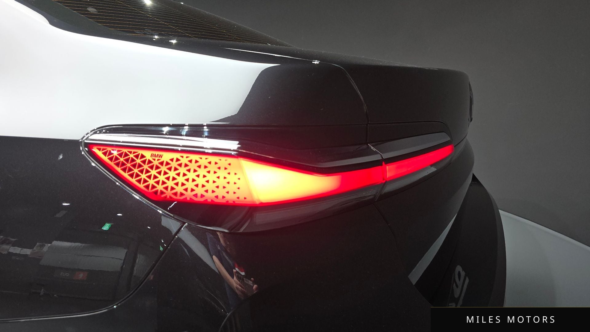 BMW 7 Series (G70) 2023 — миниатюра 9