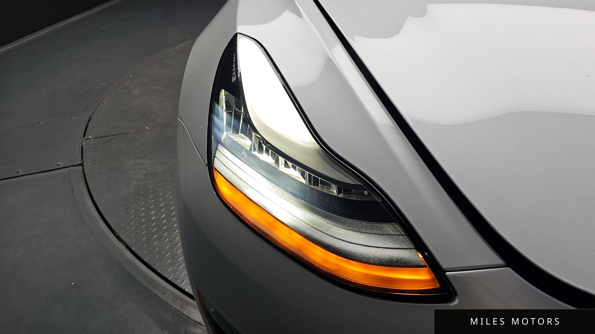 Tesla Model 3 2020 — миниатюра 8