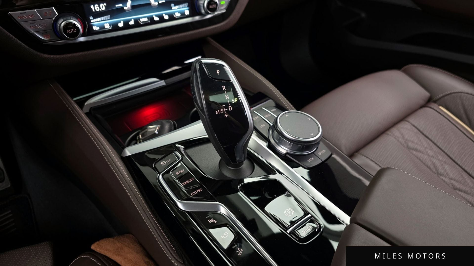 BMW 6 Series GT (G32) 2024 — миниатюра 11