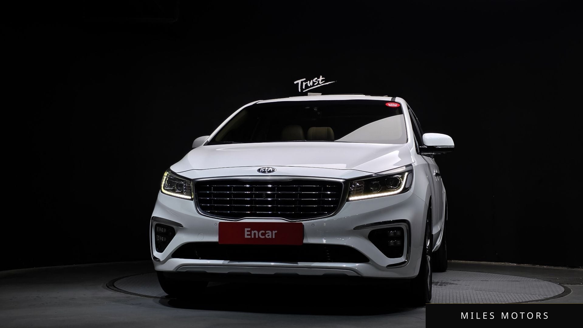 Kia Canival 2019 — миниатюра 3