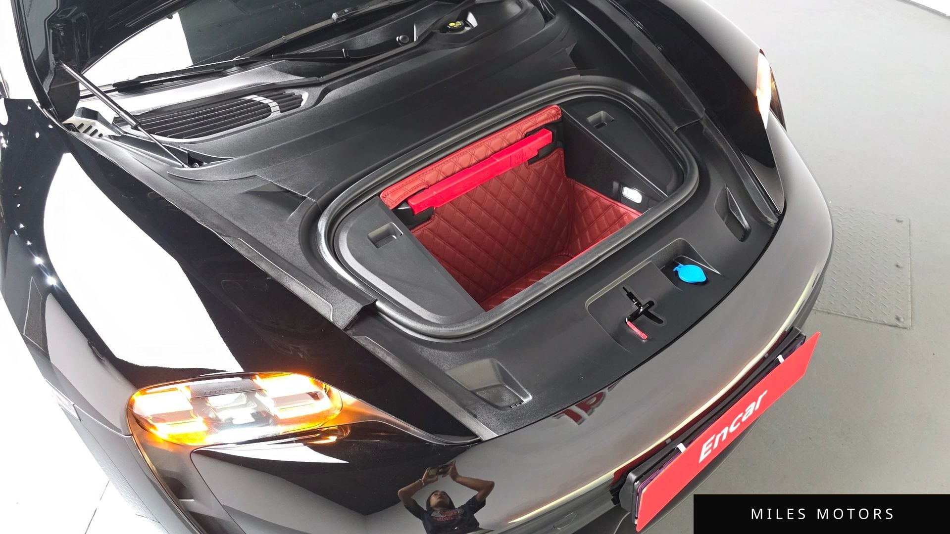 Porsche Taycan 2022 — миниатюра 6