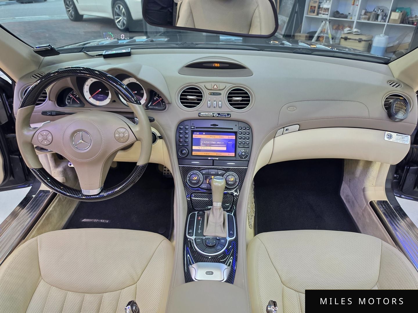 Mercedes-Benz SL-Class 2009 — миниатюра 9