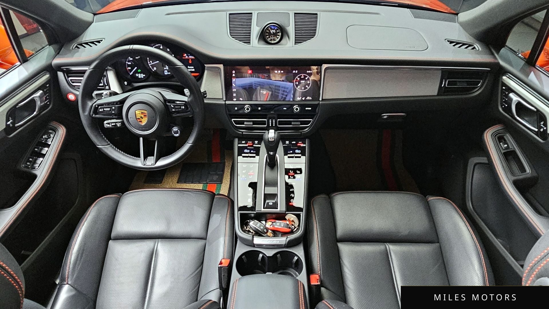 Porsche Macan 2022 — миниатюра 10
