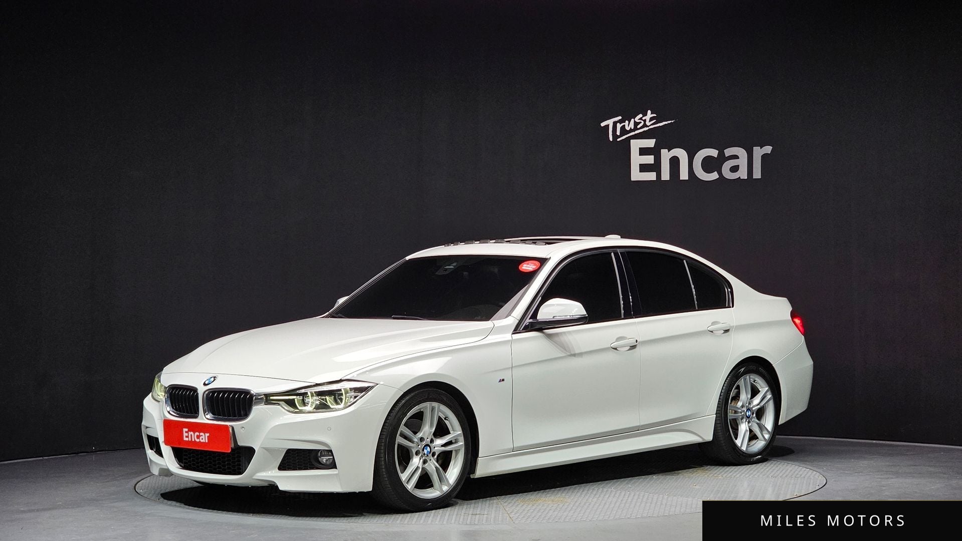 BMW 3 Series (F30) 2017 — фото 1 из 12