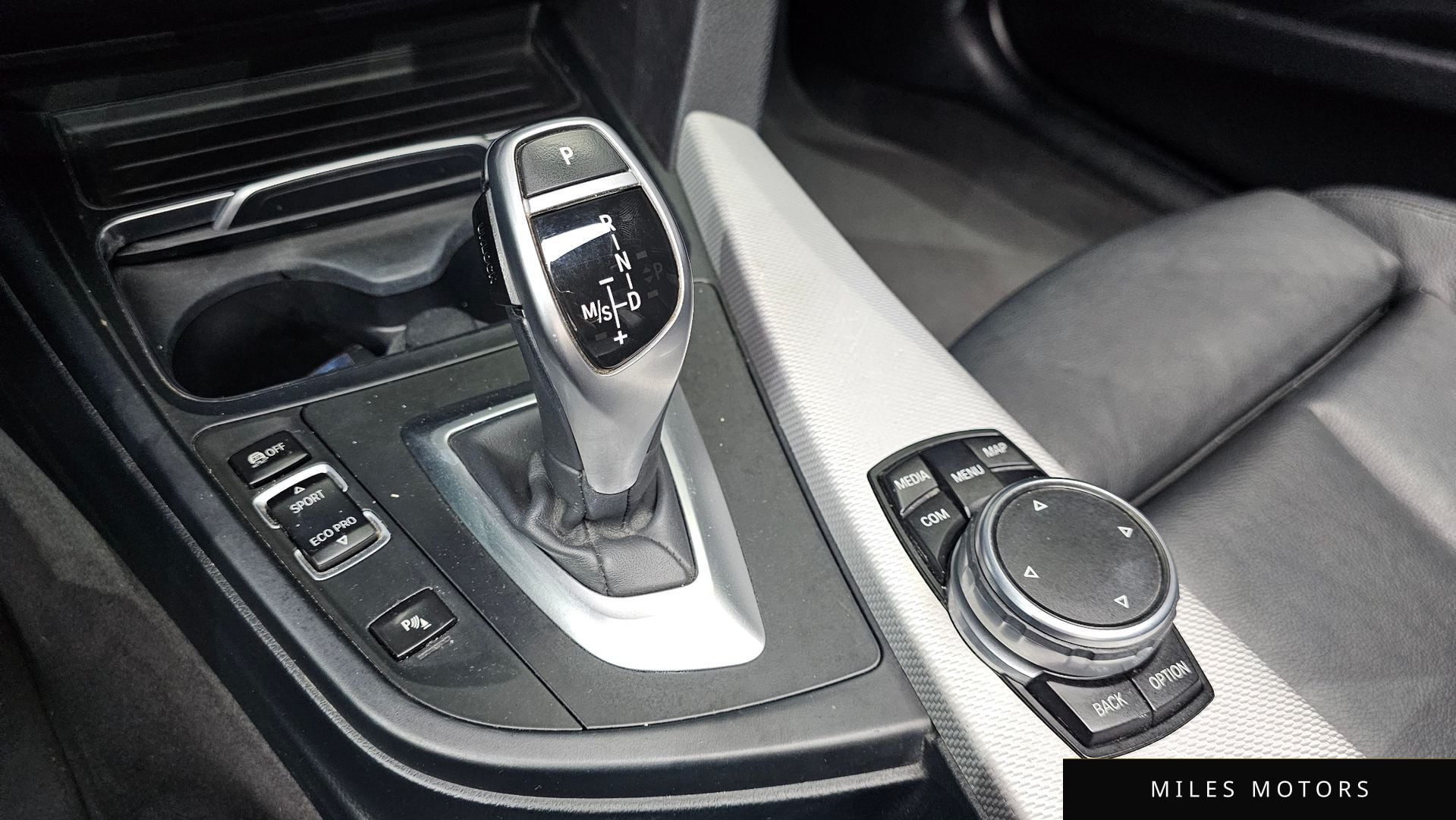 BMW 3 Series (F30) 2017 — миниатюра 9