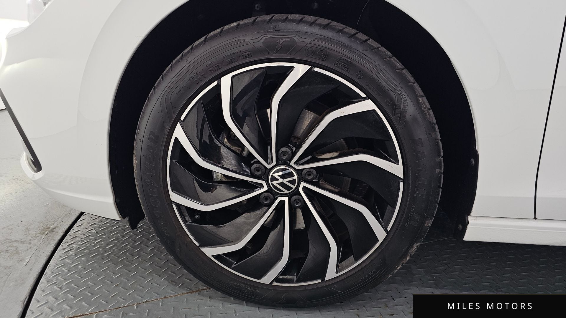 Volkswagen Golf 2024 — миниатюра 7