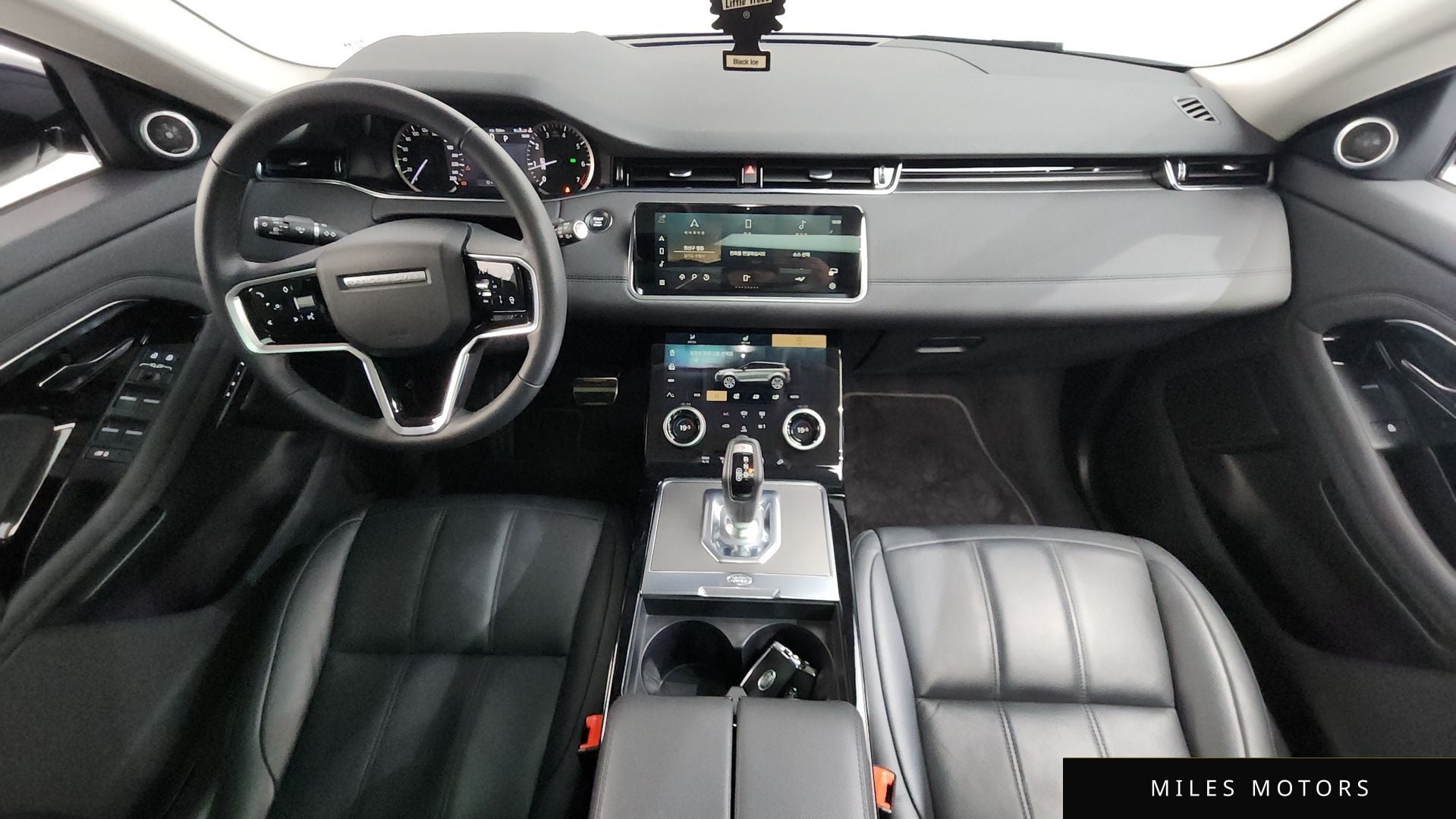 Land Rover Range Rover Evoque 2023 — миниатюра 10