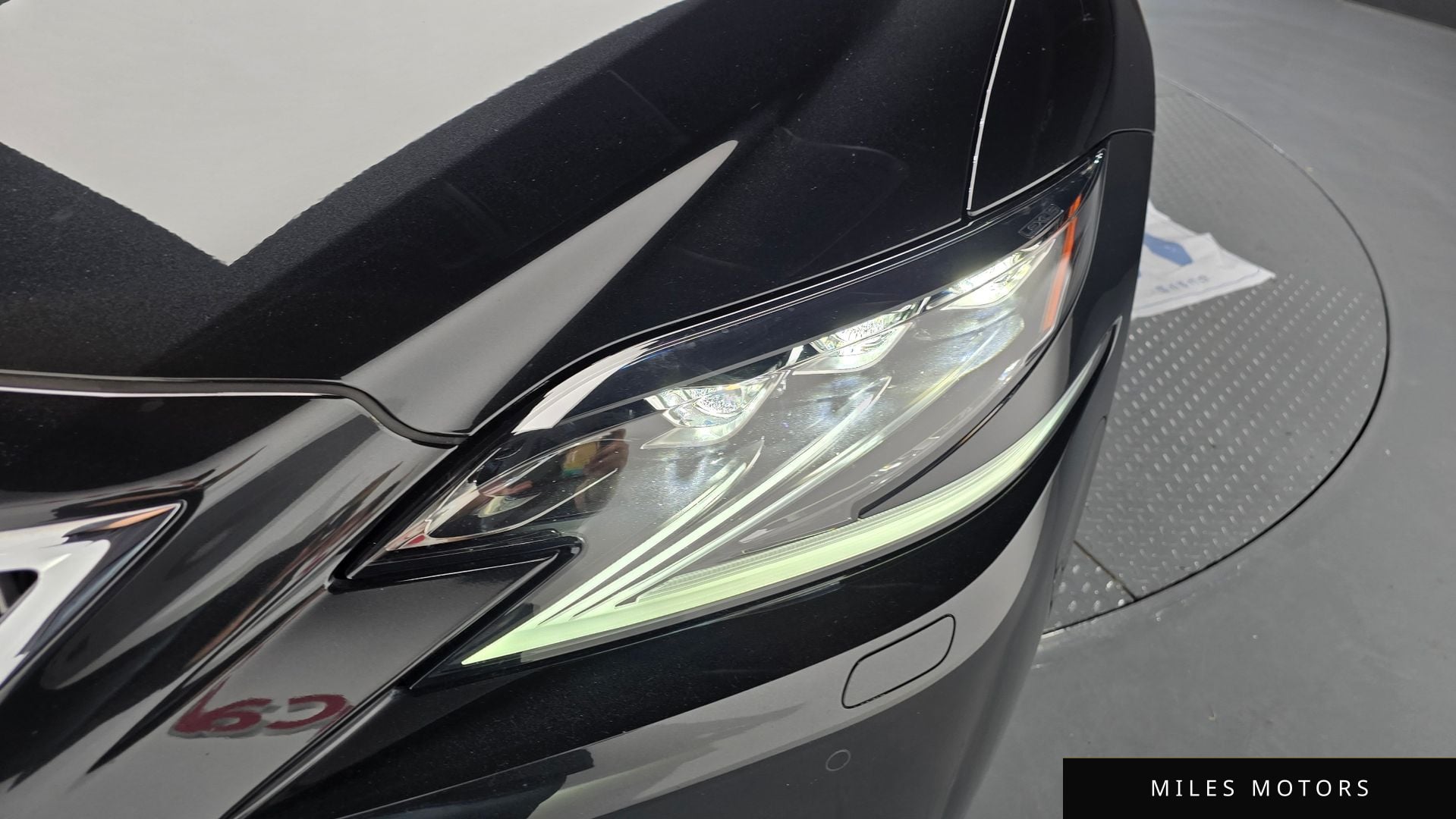 Лексус LS500 2018 — миниатюра 8