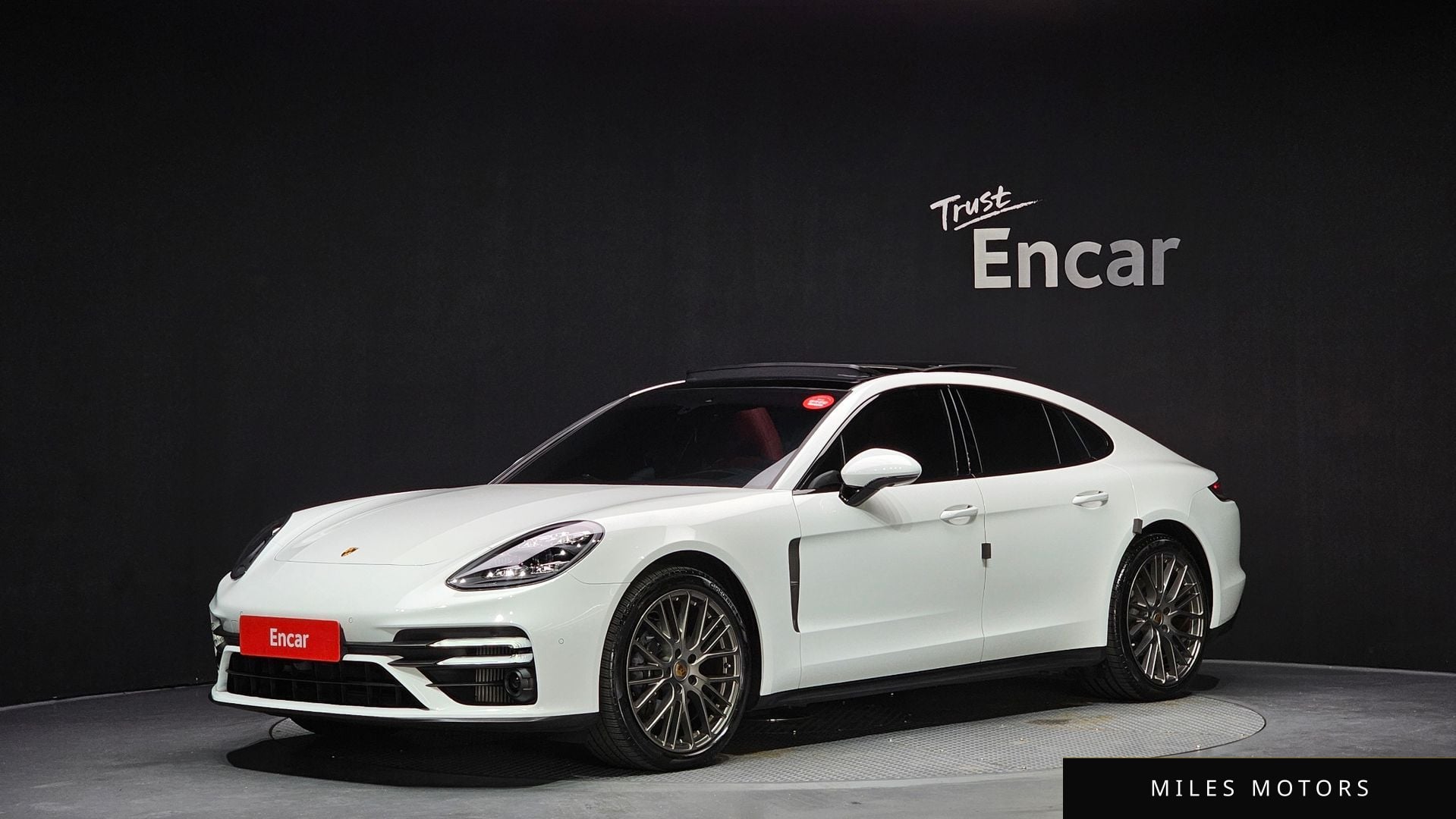 Porsche Panamera 2023 — фото 1 из 12
