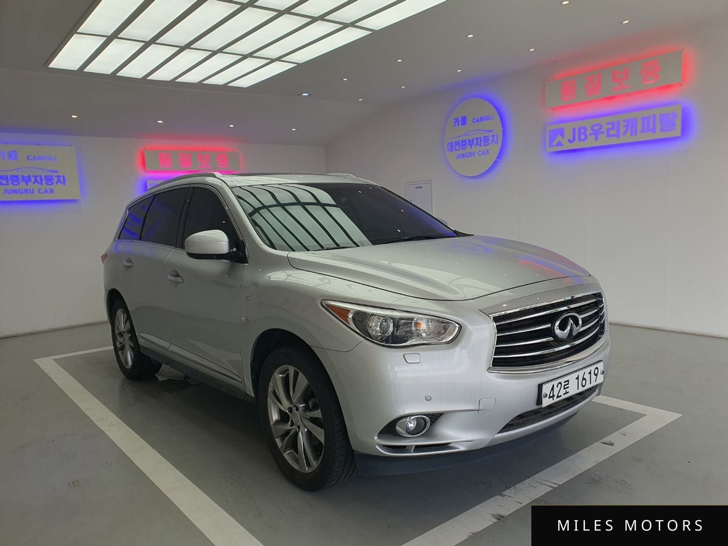 Infiniti JX35 2013 — миниатюра 3