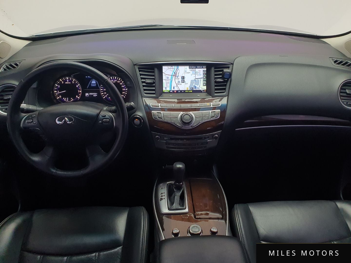Infiniti JX35 2013 — миниатюра 4