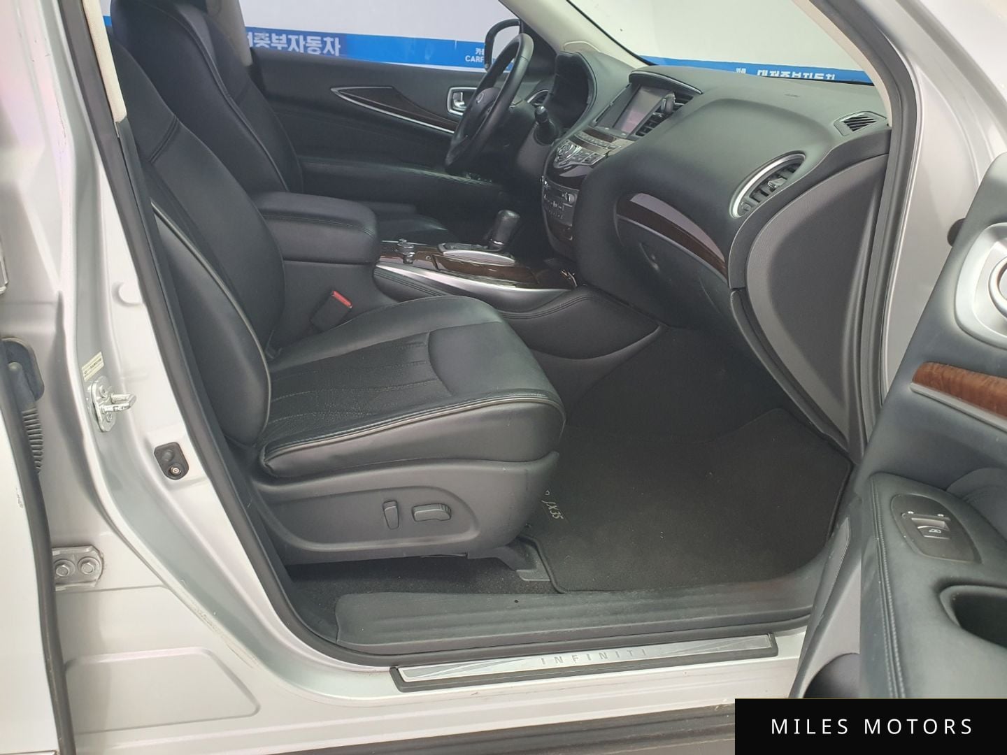 Infiniti JX35 2013 — миниатюра 9
