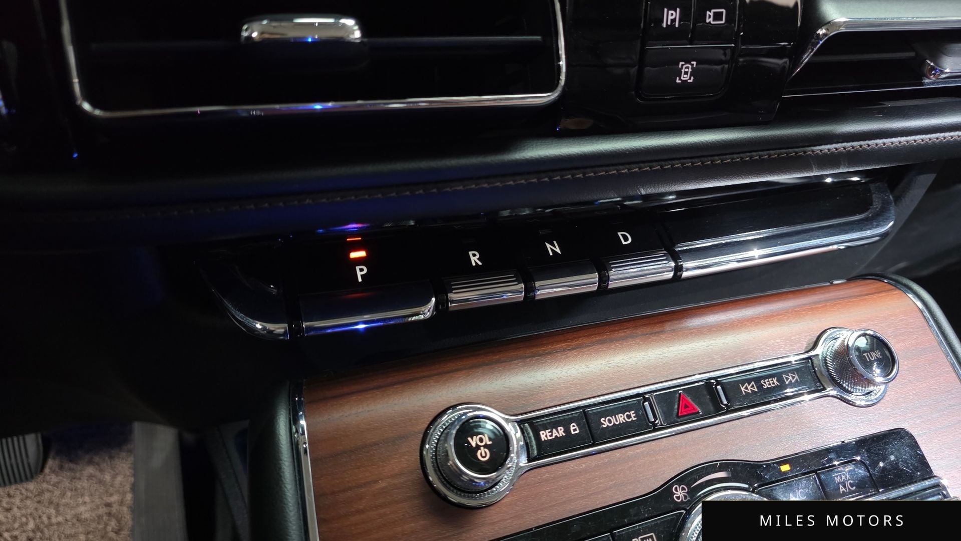 Lincoln Aviator 2022 — миниатюра 11